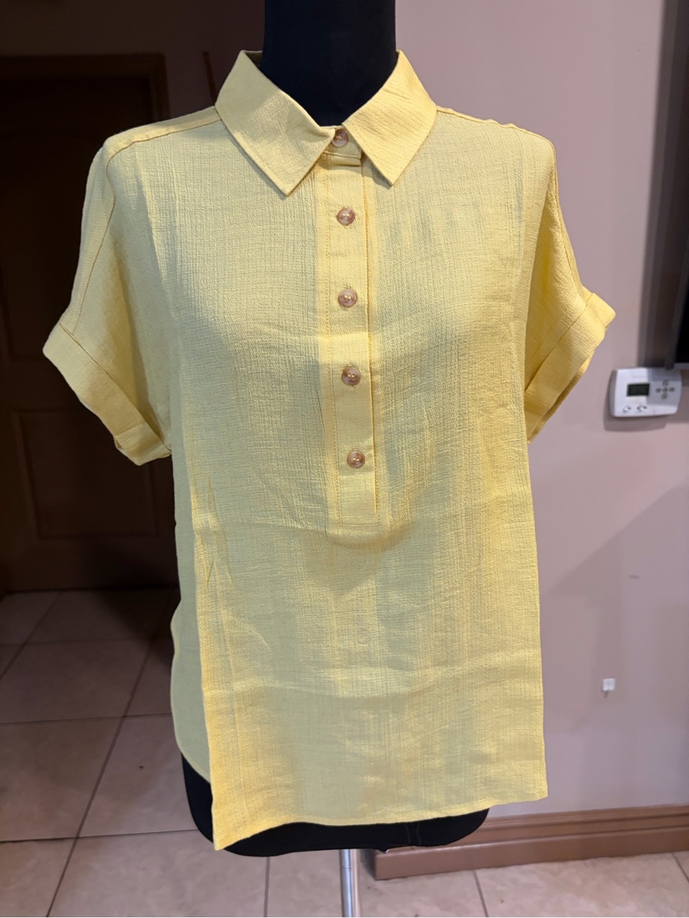 Blu Pepper Yellow Short-Sleeve Button Front Shirt